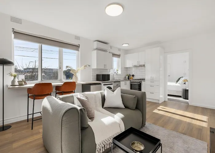 Windsor Apartments By Urban Rest